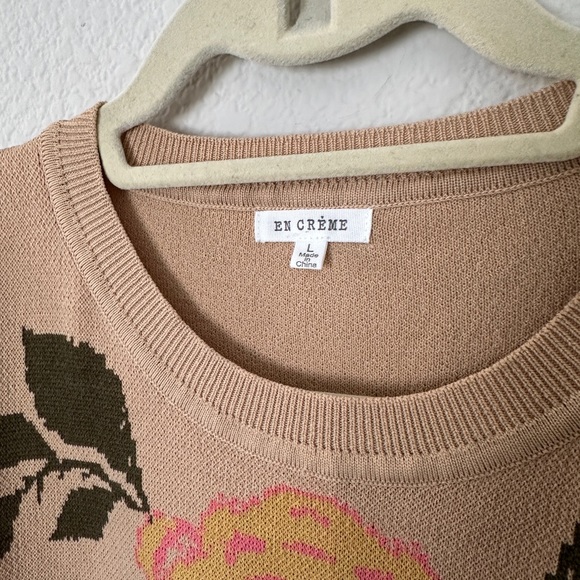 LIKE NEW Puff Short Sleeve Sweater - Picture 3 of 4